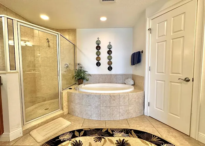 Bay Harbor 405 *