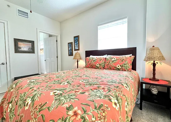 Bay Harbor 405 *