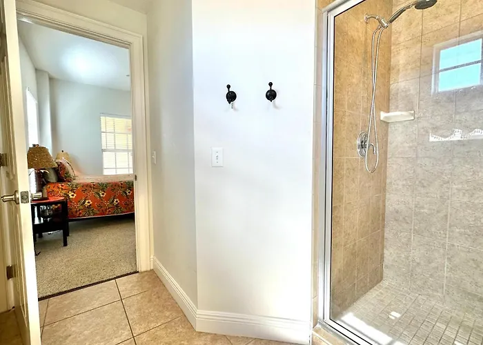 Bay Harbor 405 Apartment