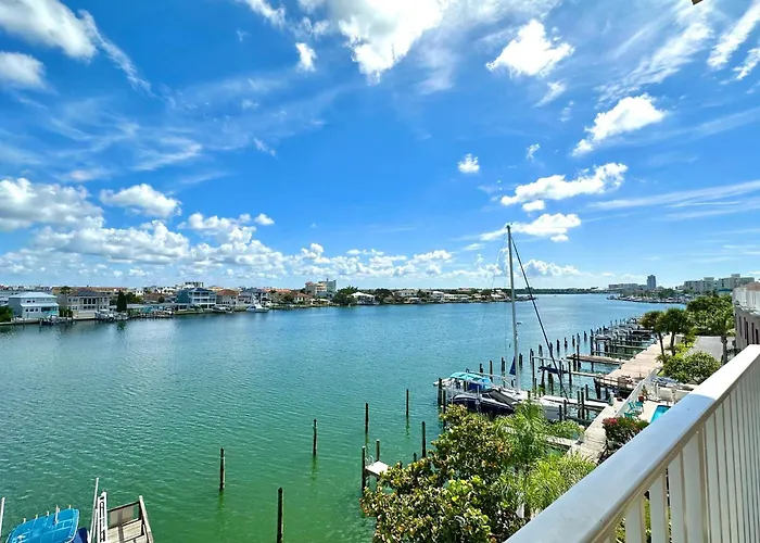 Apartment Bay Harbor 405 *
